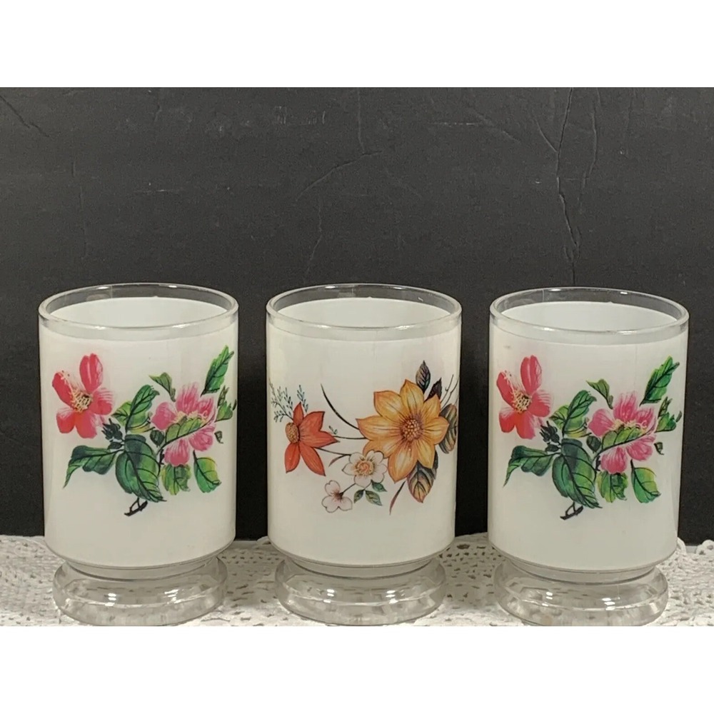 3 - SKI Plastic Pink Red Floral Footed Mugs Handles Mix Match 5" X 3" 16 Oz Vtg